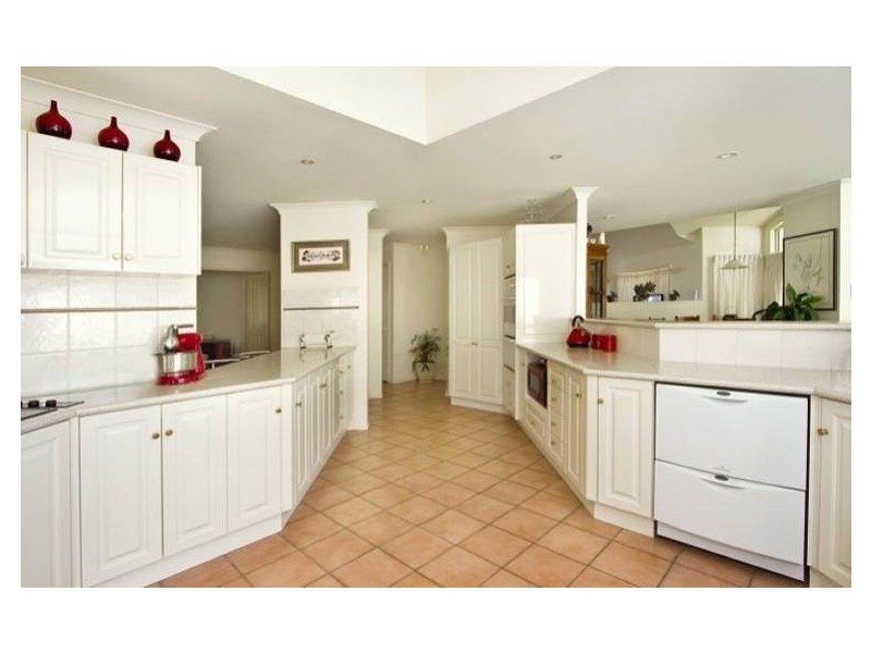 17 Apanie Street, Middle Park QLD 4074