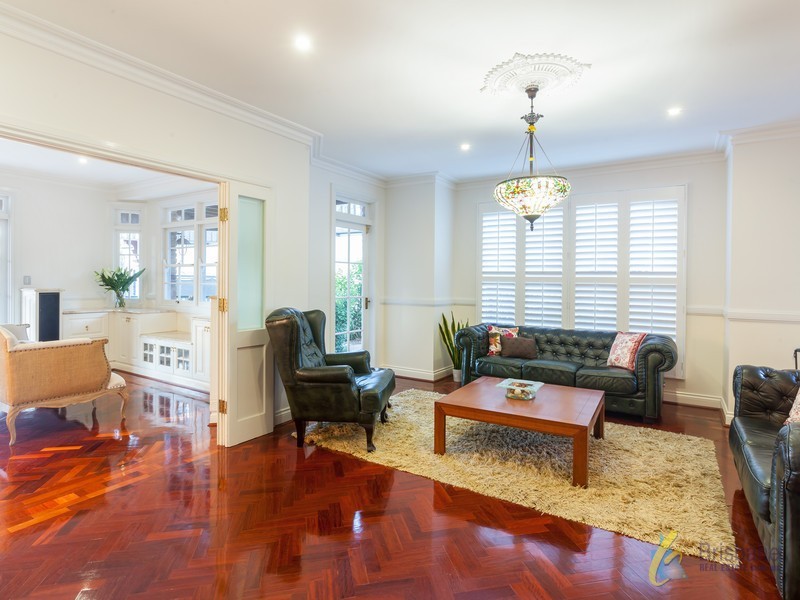 207 Westlake Dr, Westlake QLD 4074