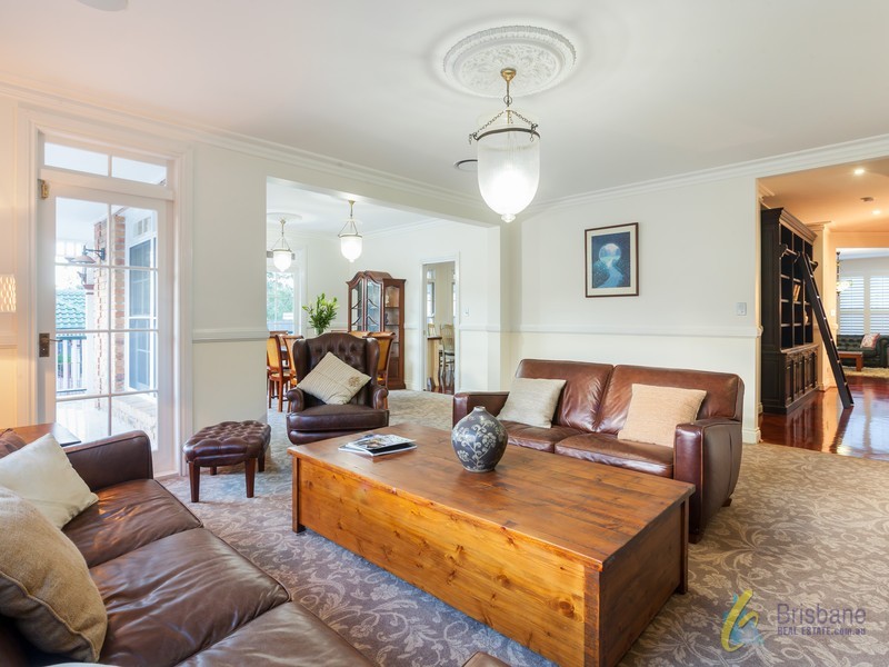 207 Westlake Dr, Westlake QLD 4074