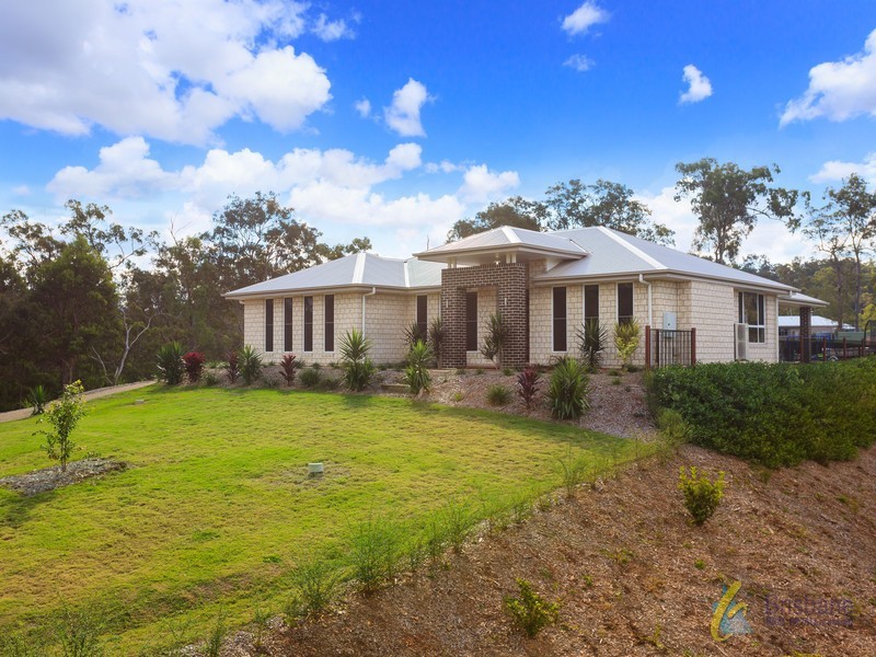 90 Crows Ash Road, Pullenvale QLD 4069