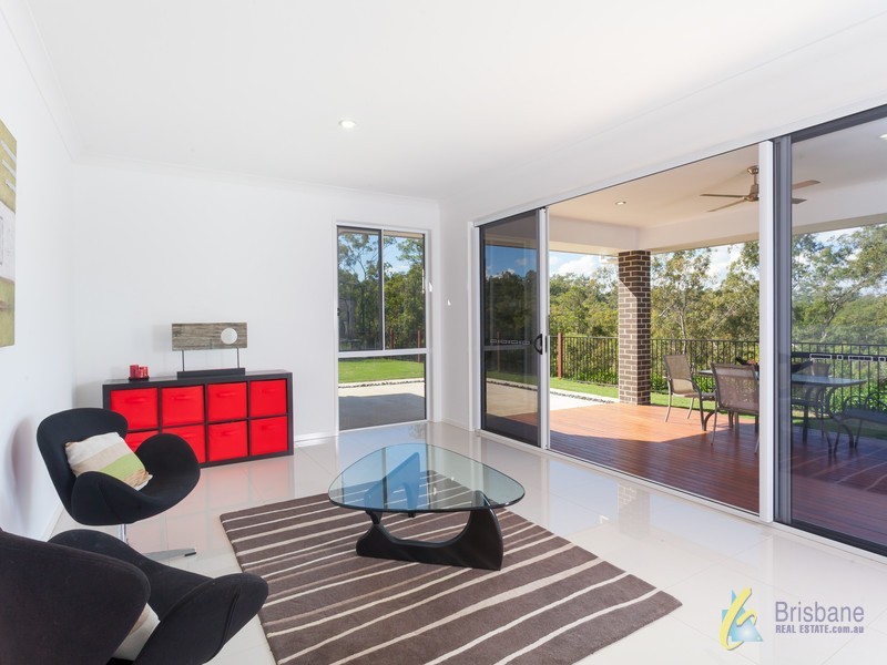 90 Crows Ash Road, Pullenvale QLD 4069