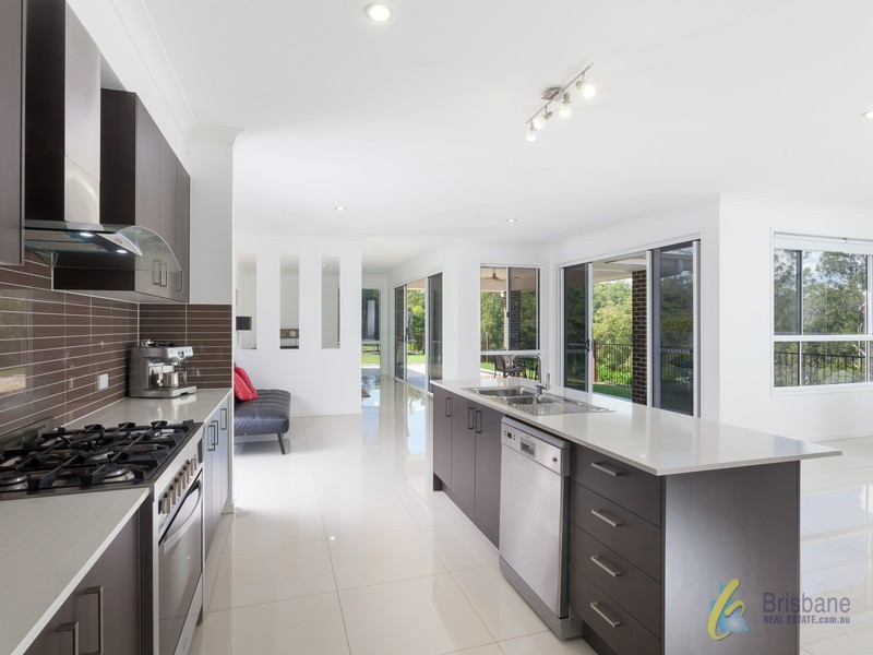 90 Crows Ash Road, Pullenvale QLD 4069