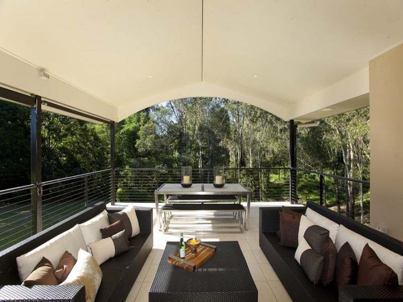 61 Airlie Road,, Pullenvale QLD 4069