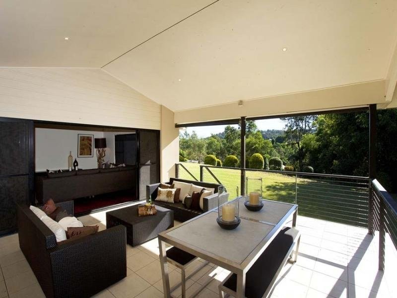 61 Airlie Road,, Pullenvale QLD 4069