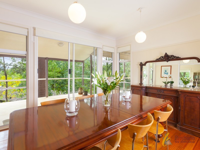 19 Nankin Street, Fig Tree Pocket QLD 4069