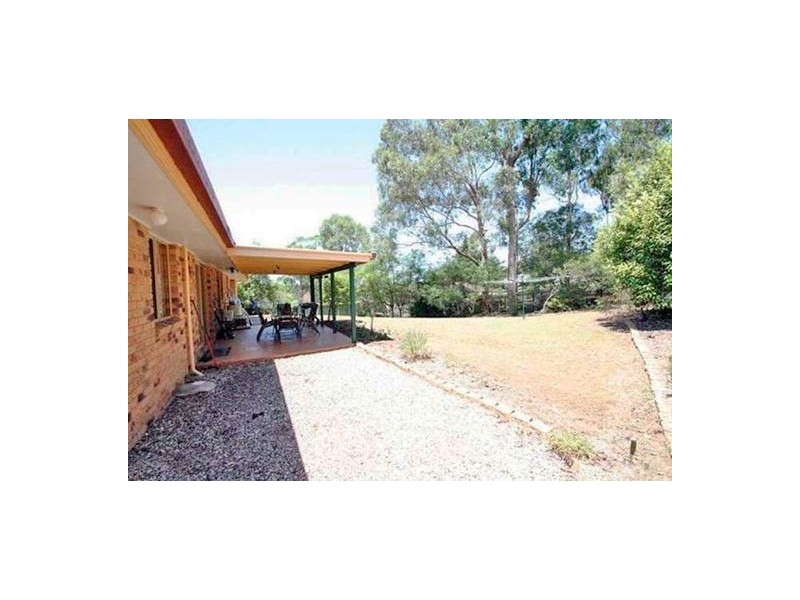 16 Dunoon Court, Karana Downs QLD 4306