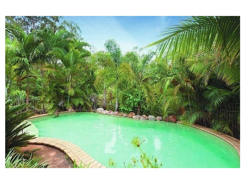 9 Parkwood Place, Anstead QLD 4070