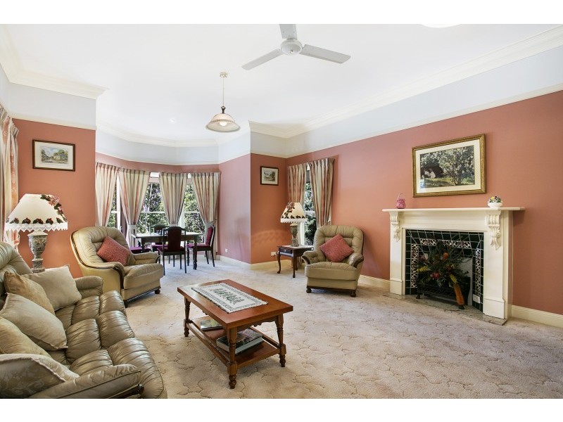 40 Peronne Place, Brookfield QLD 4069