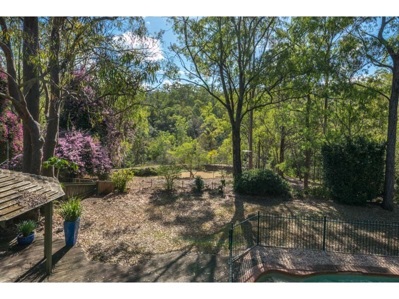 25 Moledina Cr, Mount Crosby QLD 4306