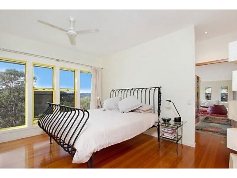 930 Upper Brookfield Rd, Upper Brookfield QLD 4069