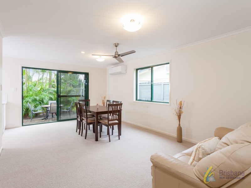 114 Borden St, Sherwood QLD 4075