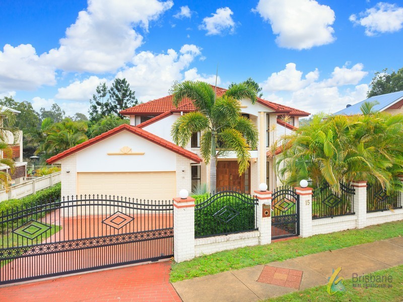 15 The Esplanade, Forest Lake QLD 4078