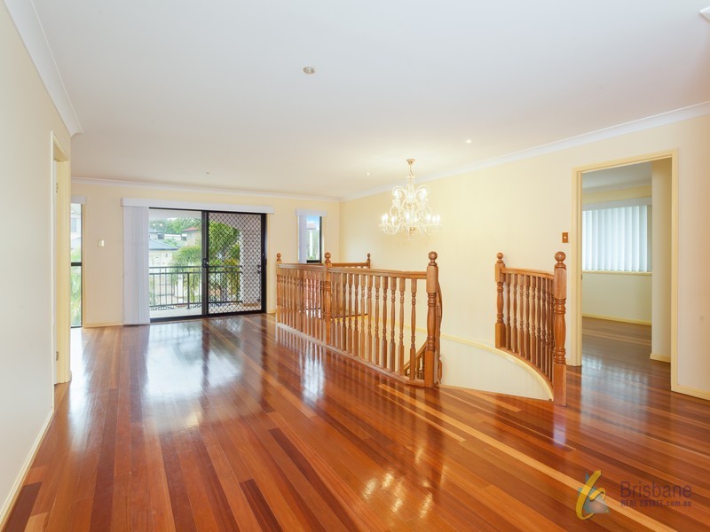 15 The Esplanade, Forest Lake QLD 4078