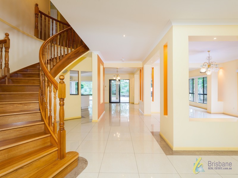 15 The Esplanade, Forest Lake QLD 4078
