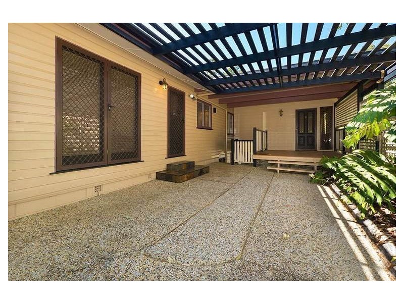 9 Norman Street,, Fig Tree Pocket QLD 4069