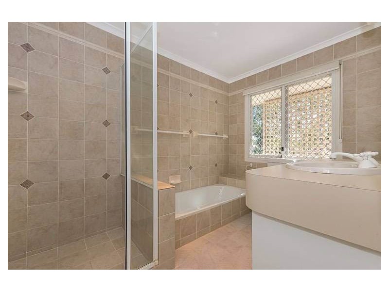 9 Norman Street,, Fig Tree Pocket QLD 4069