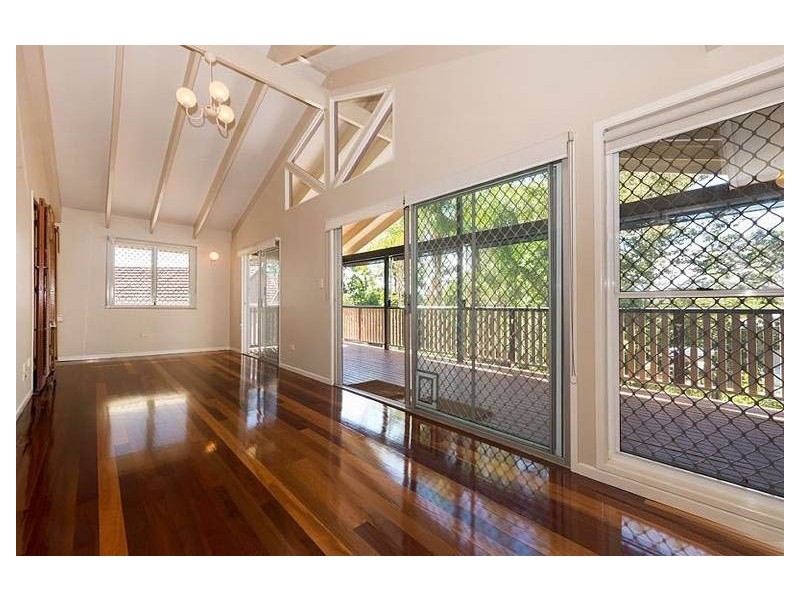 9 Norman Street,, Fig Tree Pocket QLD 4069