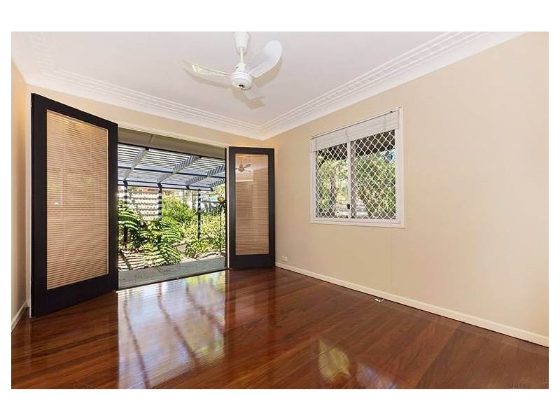 9 Norman Street,, Fig Tree Pocket QLD 4069