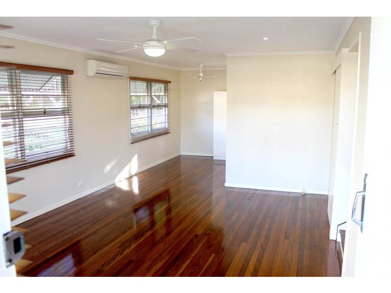 48 Magee St, Graceville QLD 4075