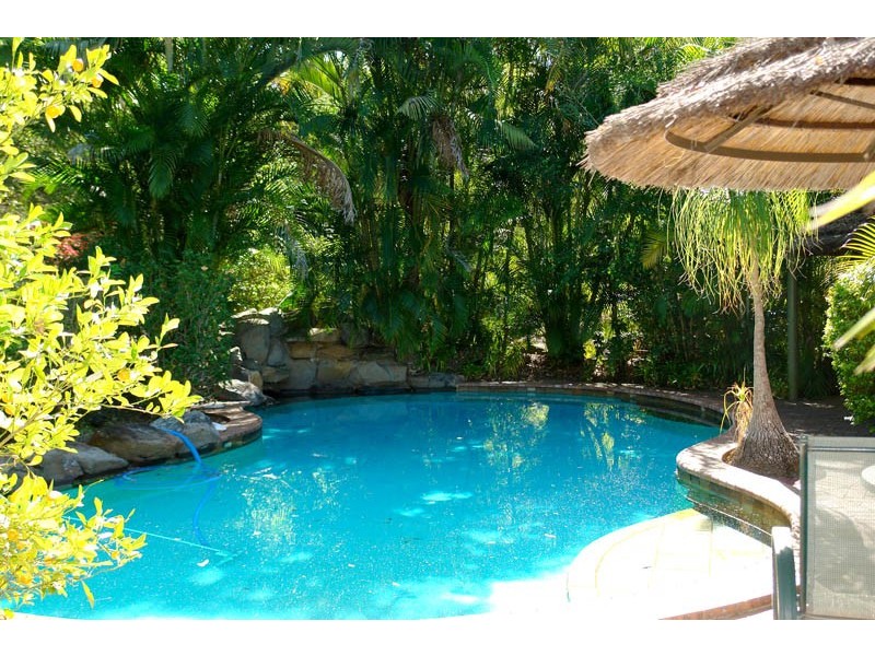 70 Mt Nebo Road, The Gap QLD 4061