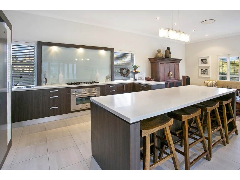 8 Triandra Place, Pullenvale QLD 4069