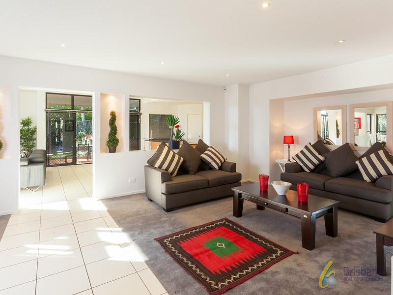 771 Moggill Road, Chapel Hill QLD 4069