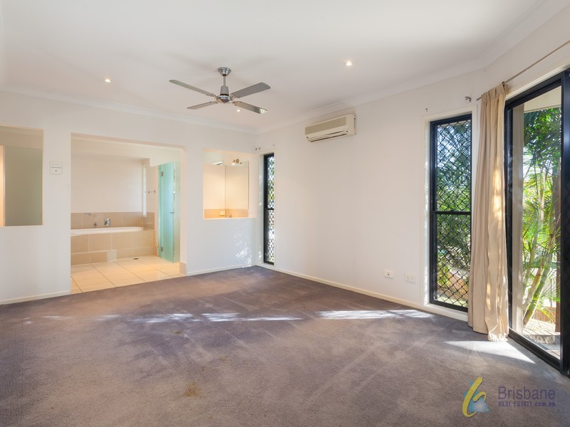 771 Moggill Road, Chapel Hill QLD 4069