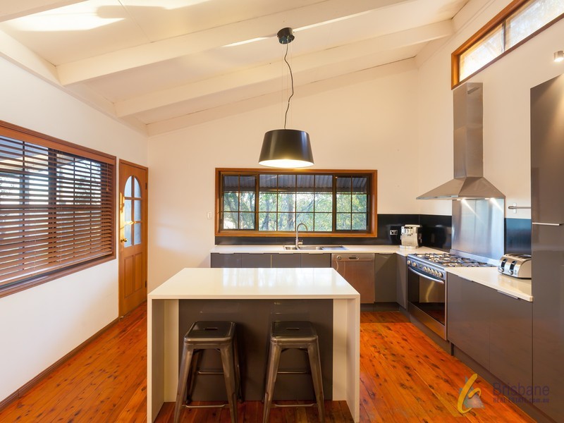 1 Quahlee Grove, Karana Downs QLD 4306