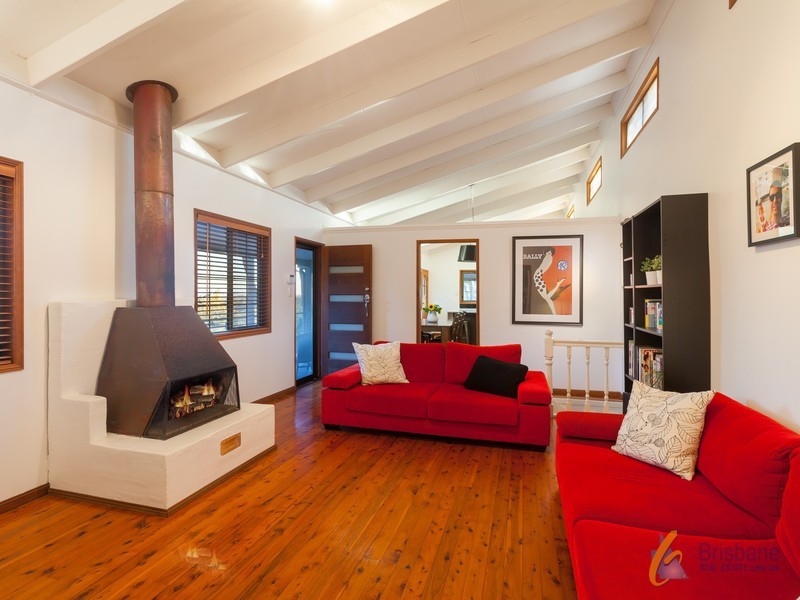 1 Quahlee Grove, Karana Downs QLD 4306