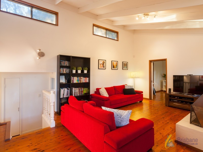 1 Quahlee Grove, Karana Downs QLD 4306