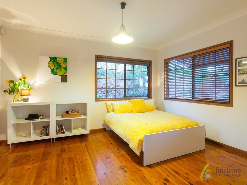 1 Quahlee Grove, Karana Downs QLD 4306