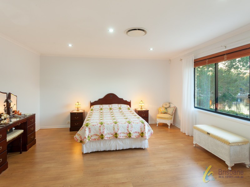 39 Alexandrina Cct, Forest Lake QLD 4078