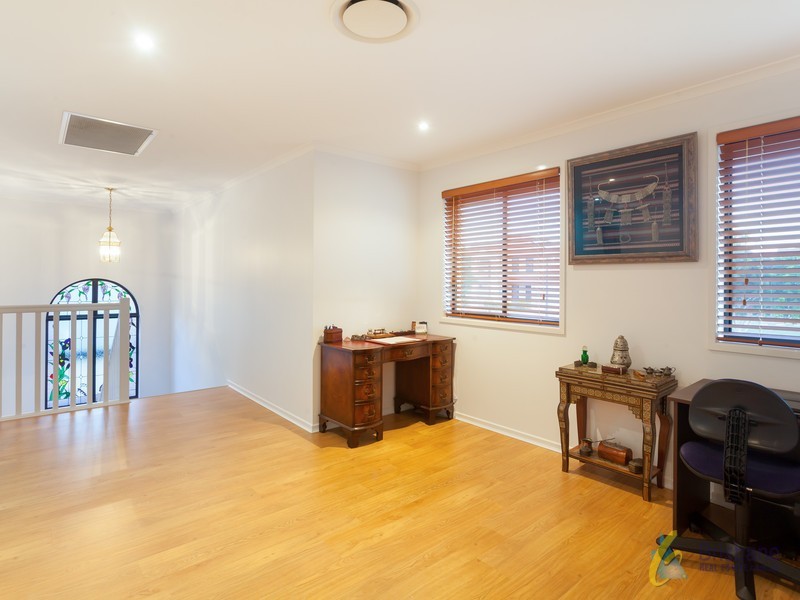 39 Alexandrina Cct, Forest Lake QLD 4078