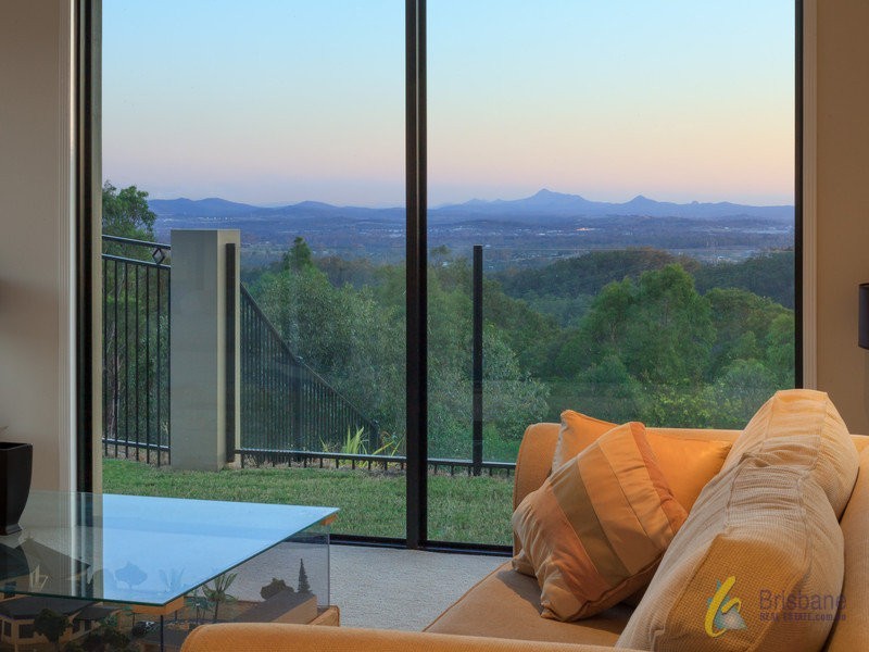 8 Millbrook Drive, Pullenvale QLD 4069
