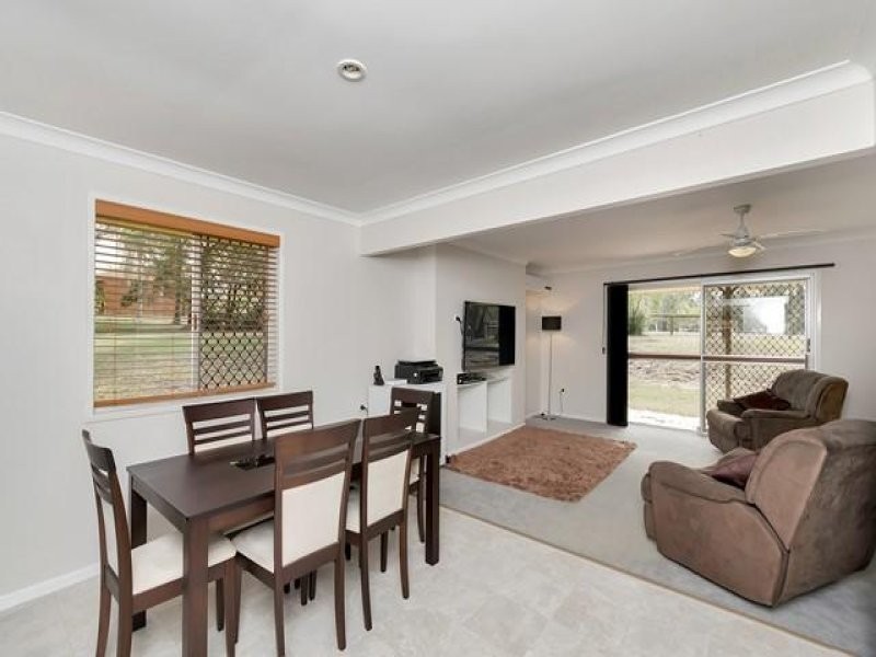 53 Mitchell St, Barellan Point QLD 4306