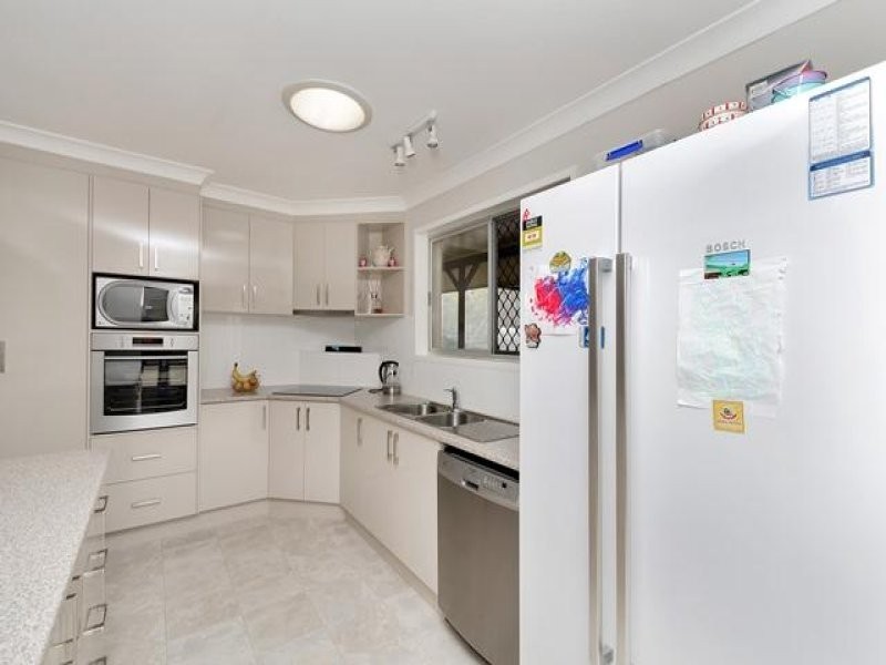 53 Mitchell St, Barellan Point QLD 4306