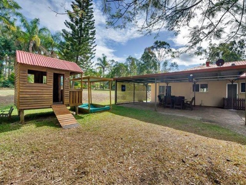 53 Mitchell St, Barellan Point QLD 4306