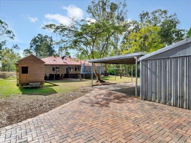 53 Mitchell St, Barellan Point QLD 4306
