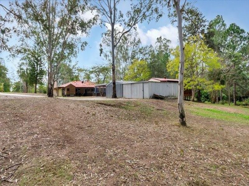 53 Mitchell St, Barellan Point QLD 4306