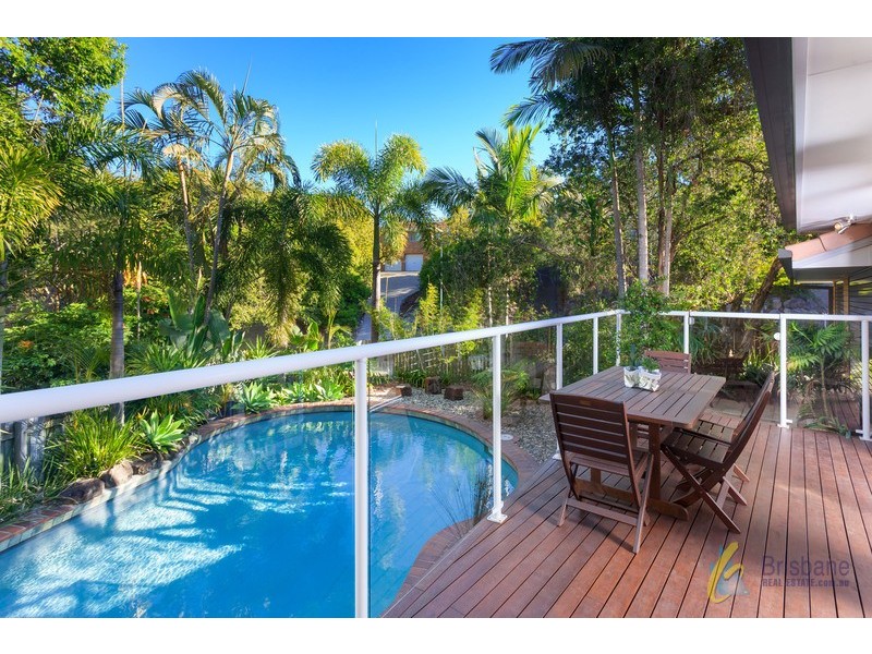 89 Carinya Street, Indooroopilly QLD 4068