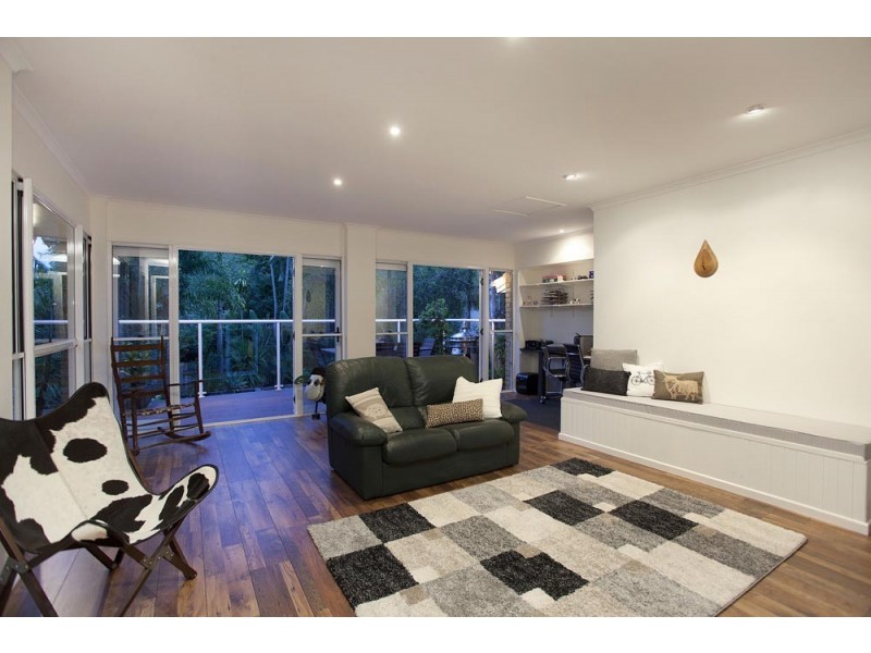 89 Carinya Street, Indooroopilly QLD 4068