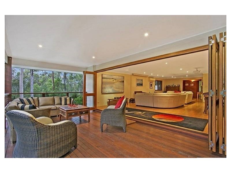 220 Grandview Road, Pullenvale QLD 4069