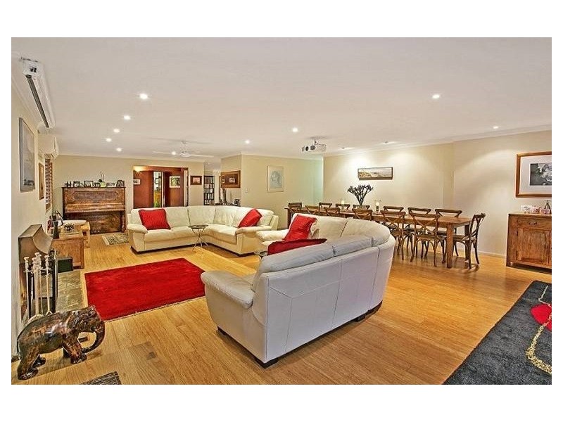 220 Grandview Road, Pullenvale QLD 4069