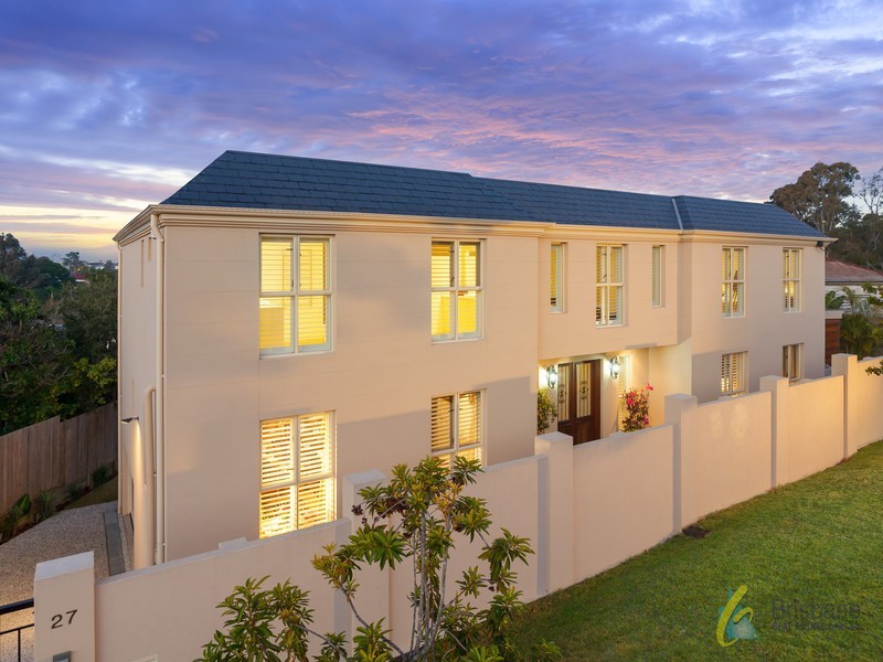 27 Gordon Tce, Indooroopilly QLD 4068