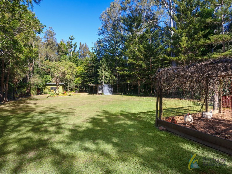 32 Leahey Road, Brookfield QLD 4069