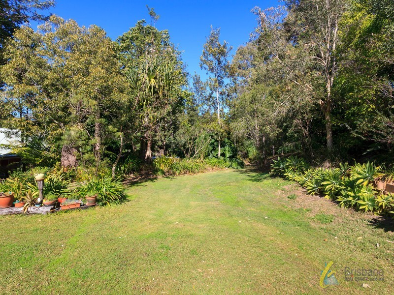 32 Leahey Road, Brookfield QLD 4069