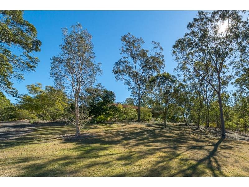 1 Delamore Court, Chuwar QLD 4306