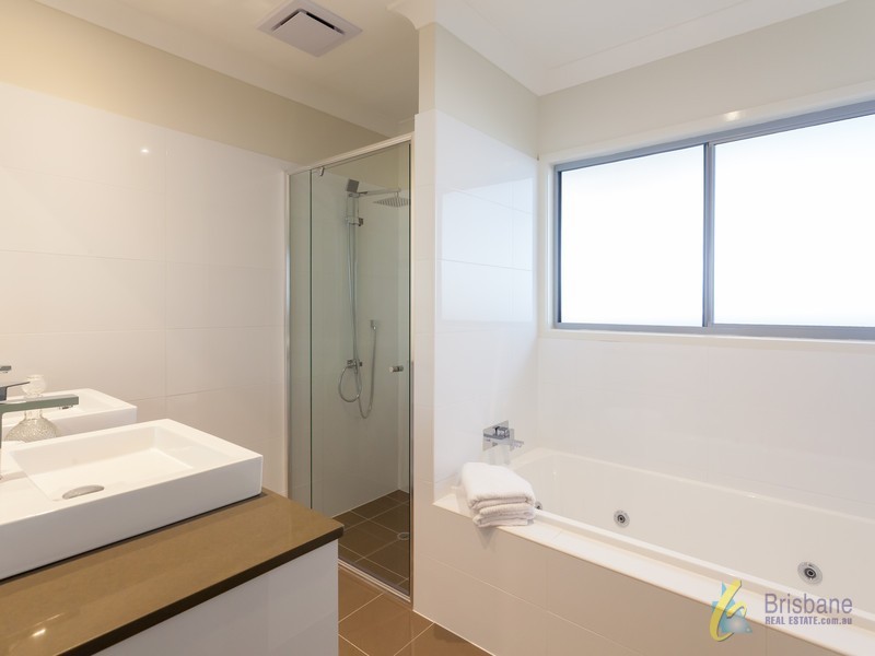 10 Musgrave St, Toowong QLD 4066