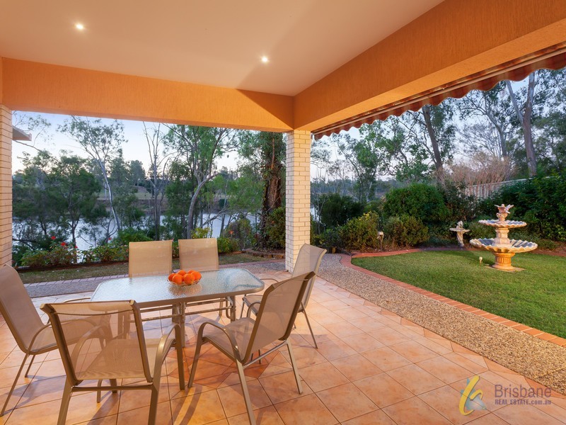 69 Daintree Place, Riverhills QLD 4074