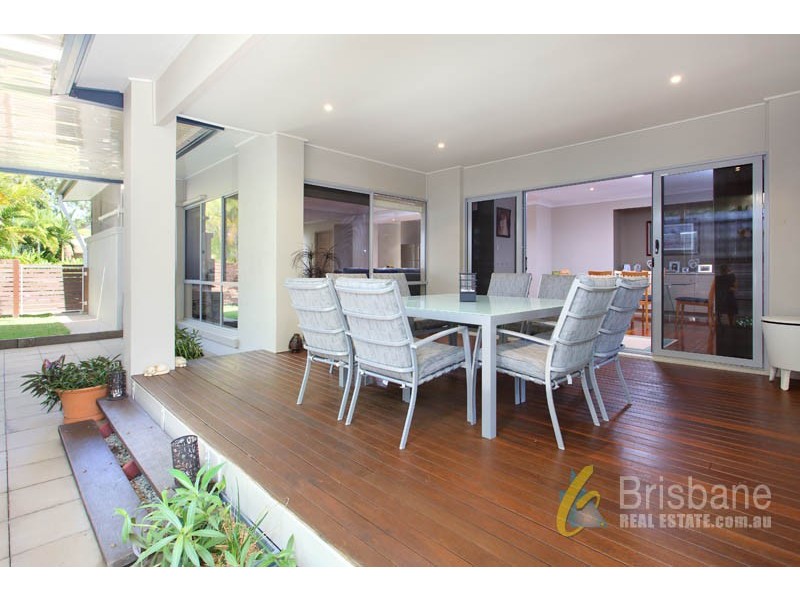 25 Lomandra Place,, Chapel Hill QLD 4069